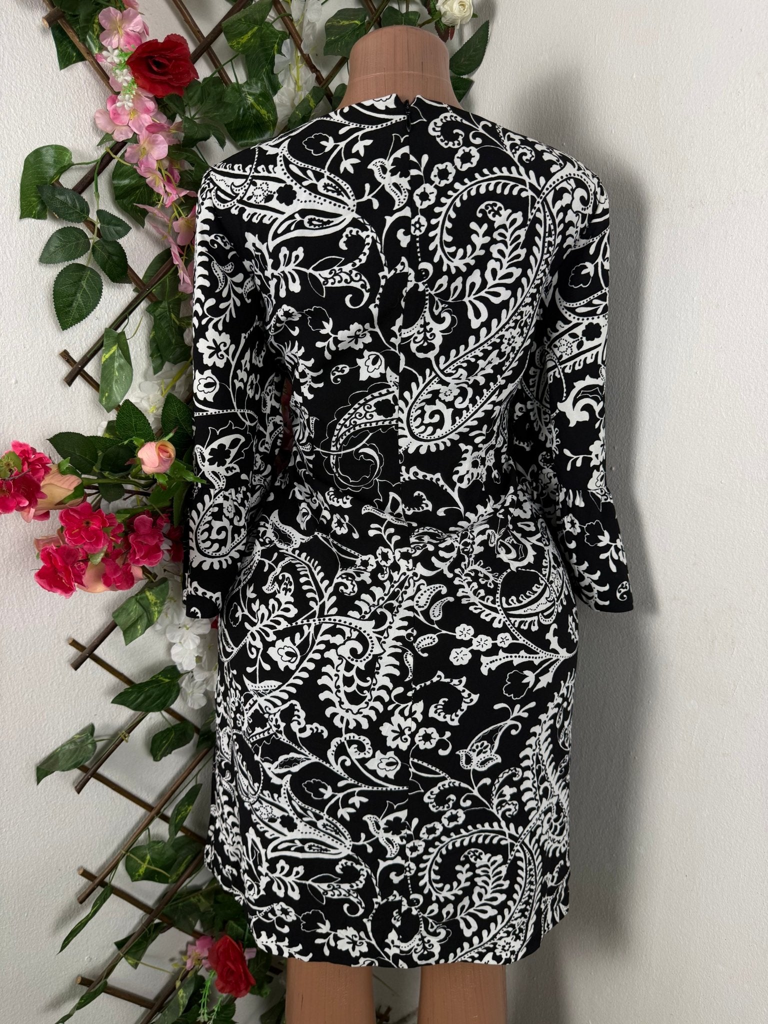 Robe moulante manches longues décollecteé - Perluna Store