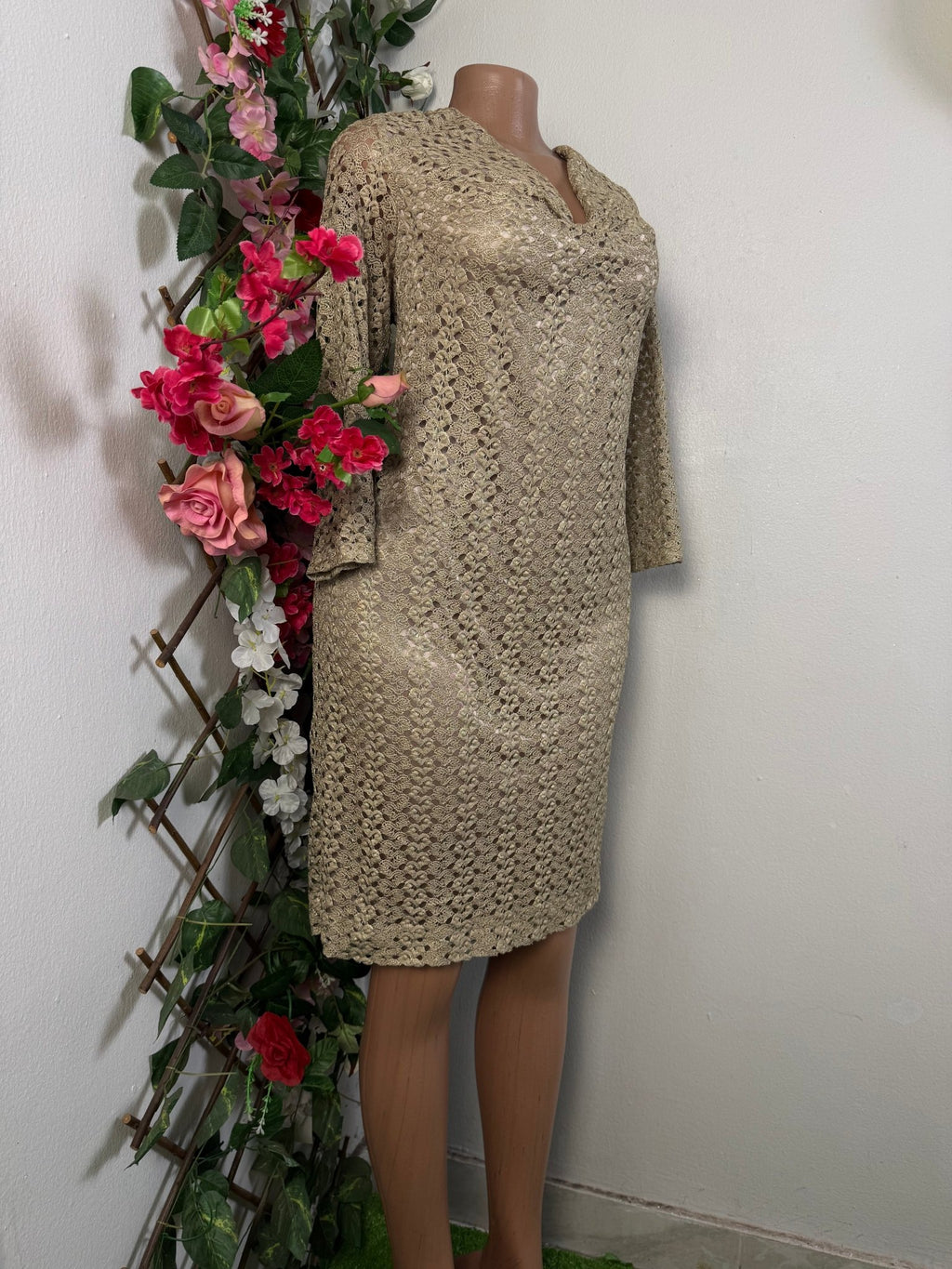 Robe moulante manches longues décollectée - Perluna Store - kinshasa