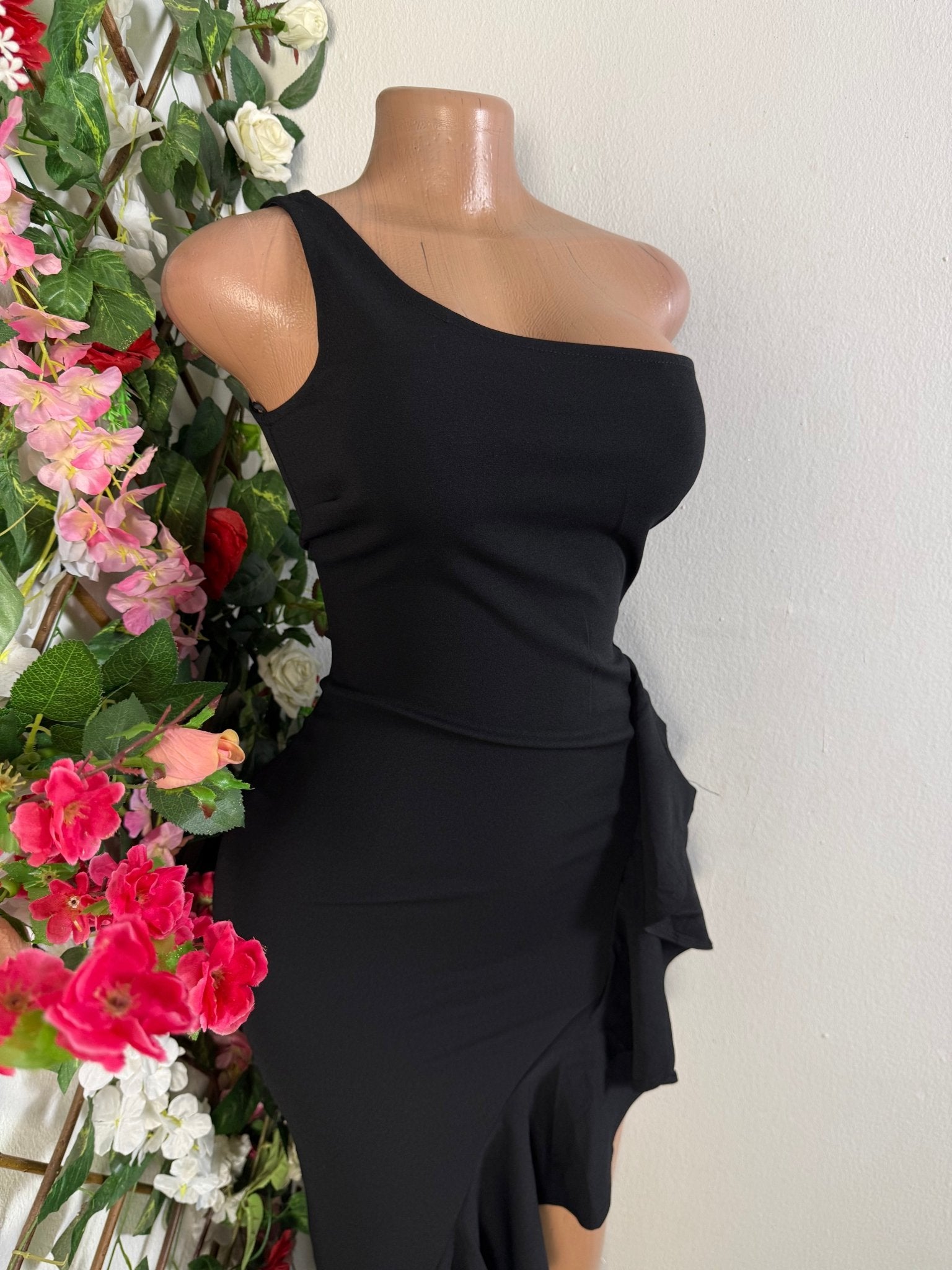 Robe moulante manches longues dénudée - Perluna Store