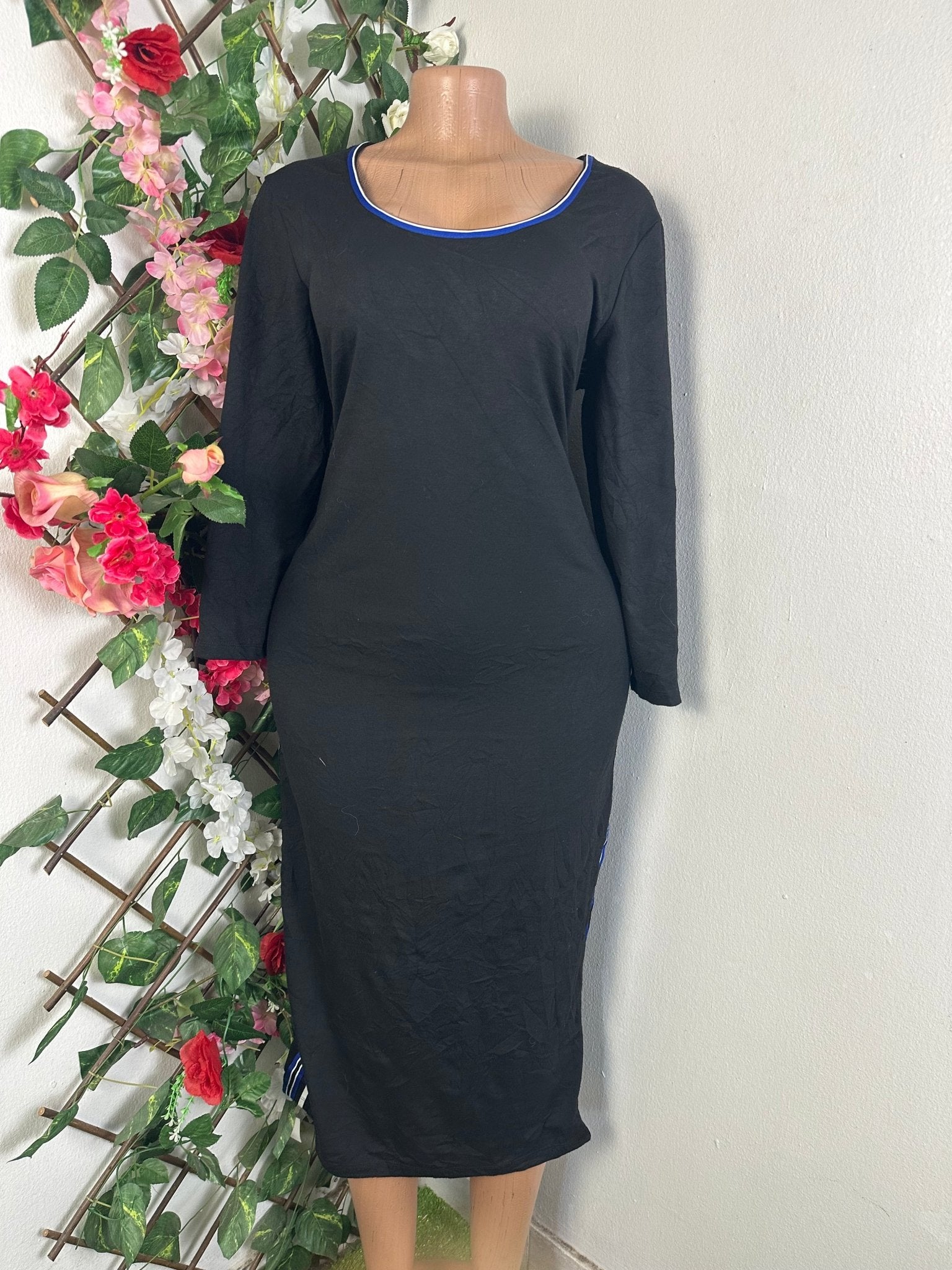 Robe moulante manches longues - Perluna Store - kinshasa