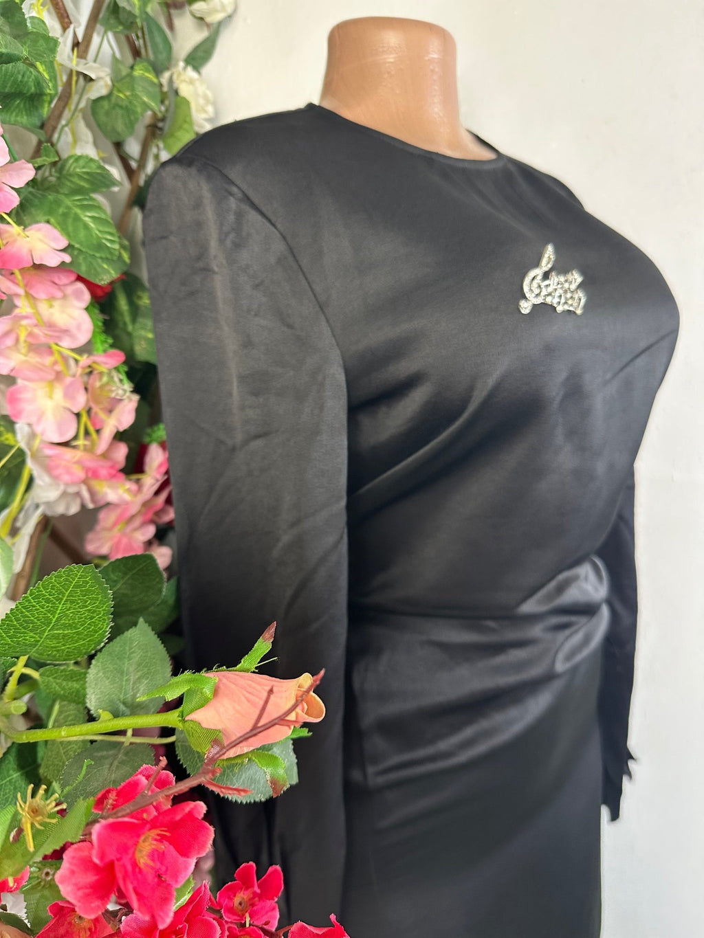 Robe moulante manches longues - Perluna Store - kinshasa