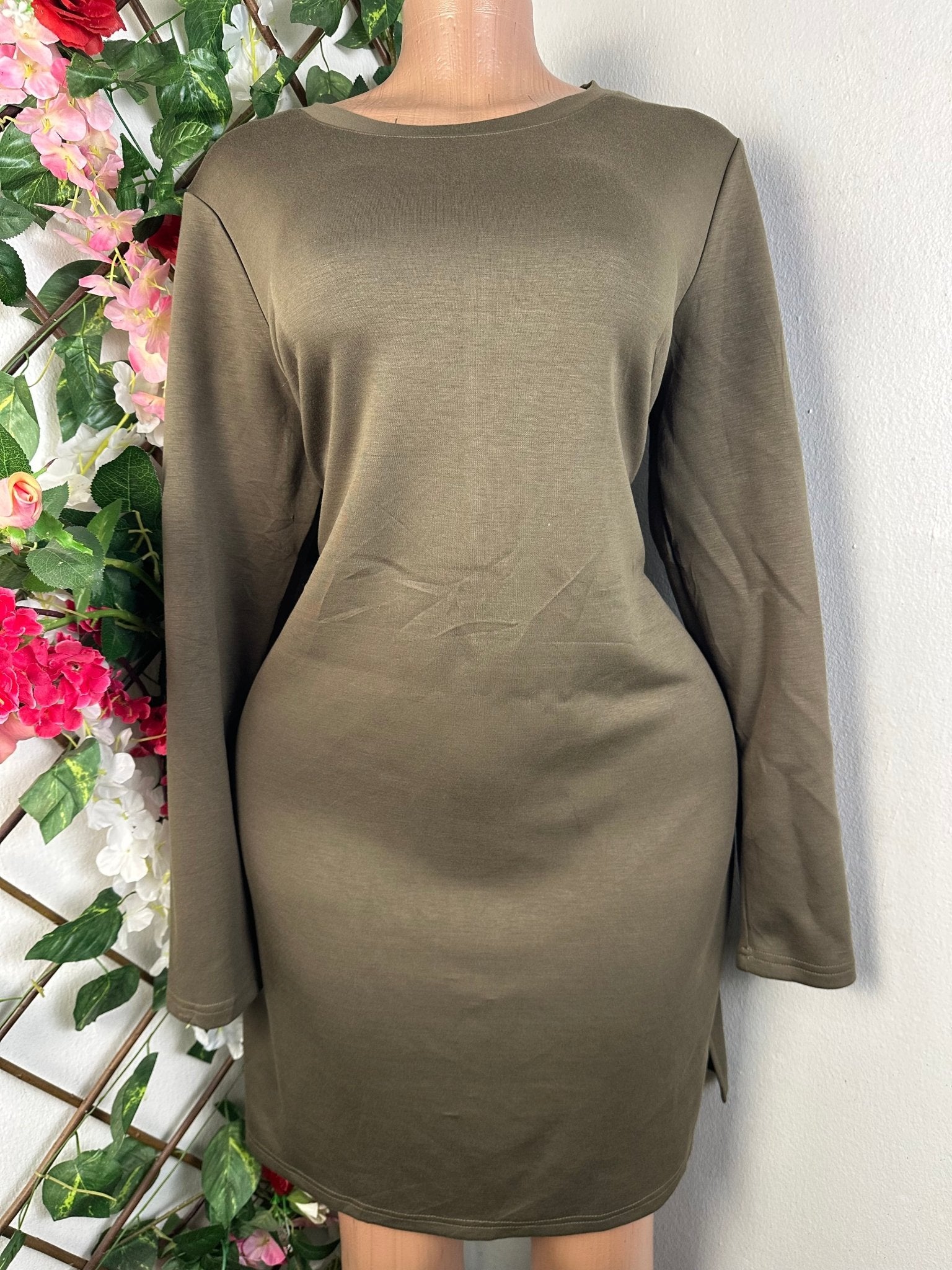 Robe moulante manches longues - Perluna Store - kinshasa