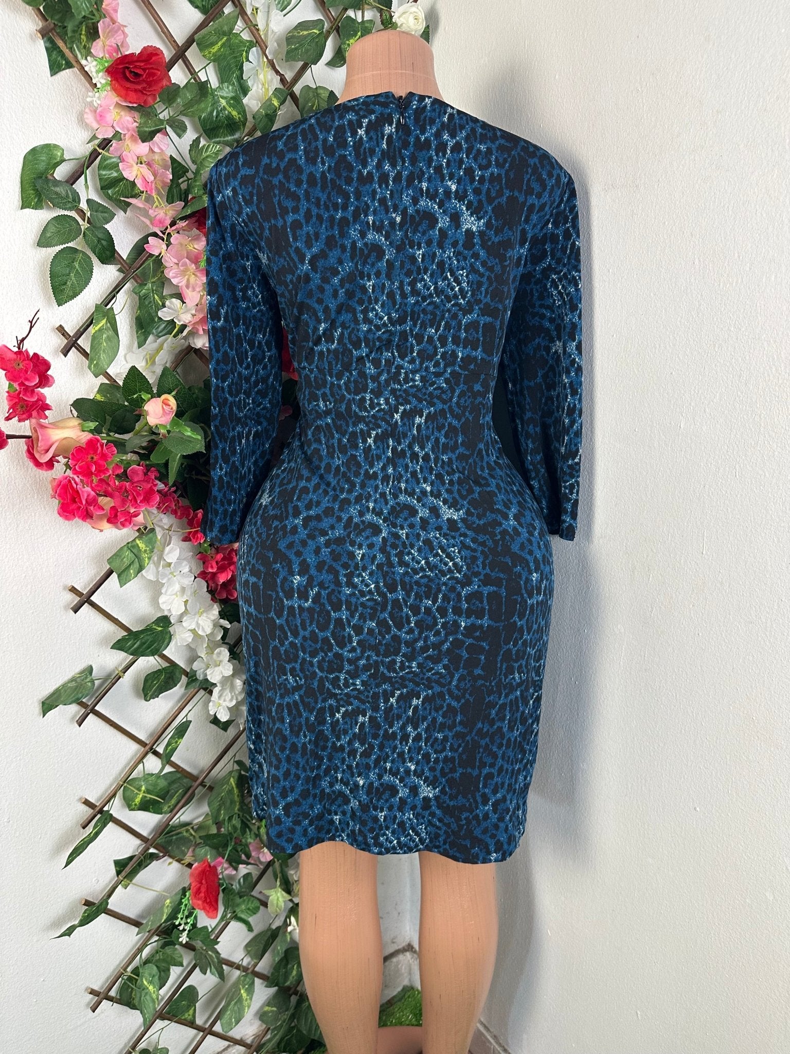 Robe moulante manches3/4 imprimée animal - Perluna Store - kinshasa