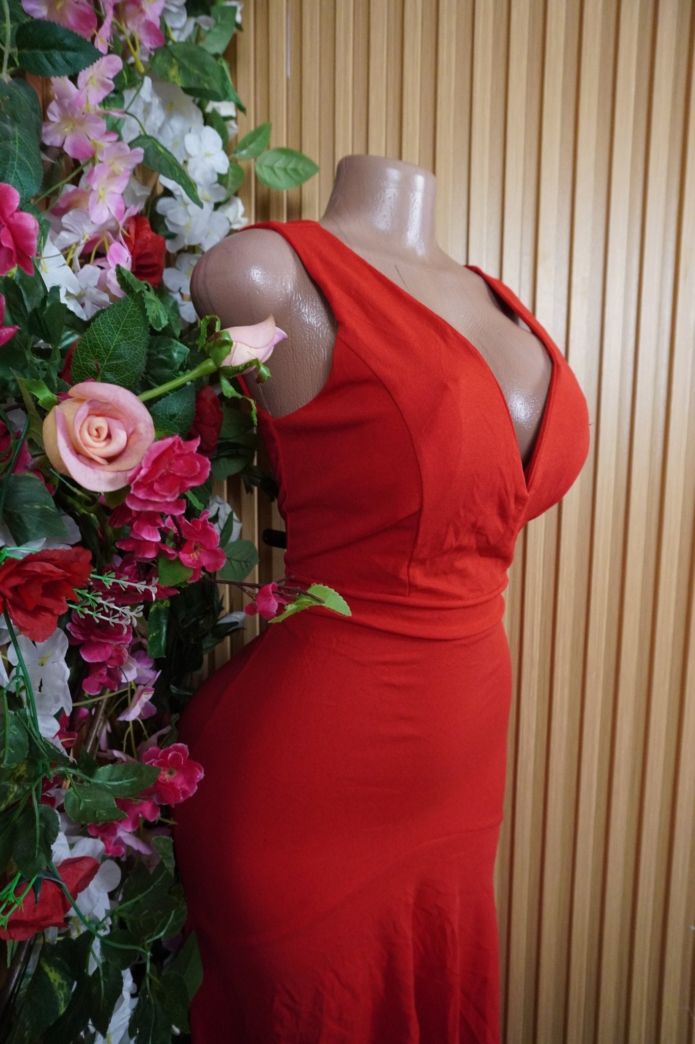 Robe moulante mi-longue à fines bretelles plissée-M - Perluna Store