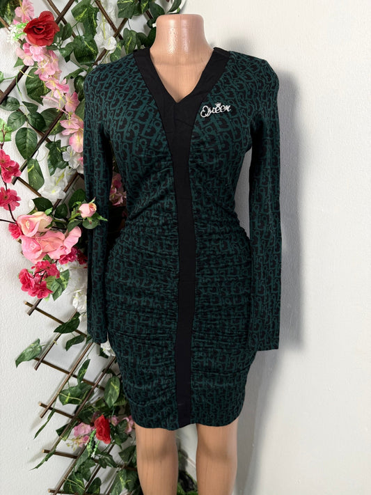 Robe moulante mi longue a longue manche - Perluna Store - kinshasa