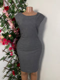 Robe moulante mi longue sans manche - Perluna Store