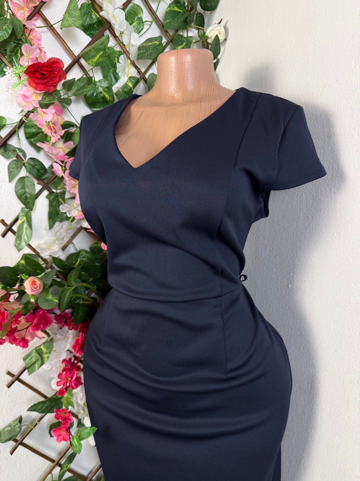 Robe moulante mi manche - Perluna Store - kinshasa