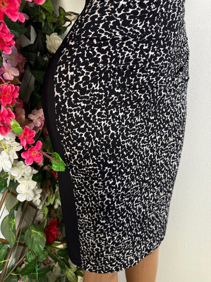 Robe moulante motif léopard - Perluna Store - kinshasa