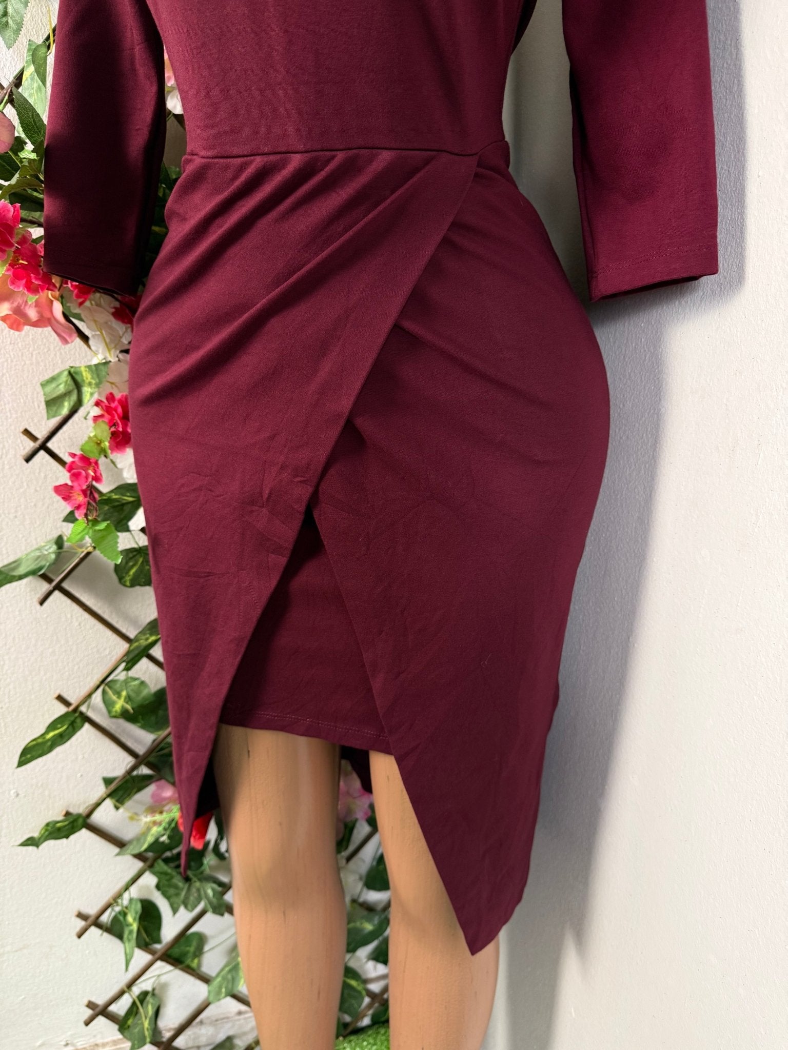 Robe moulante pente asymétrique- - Perluna Store