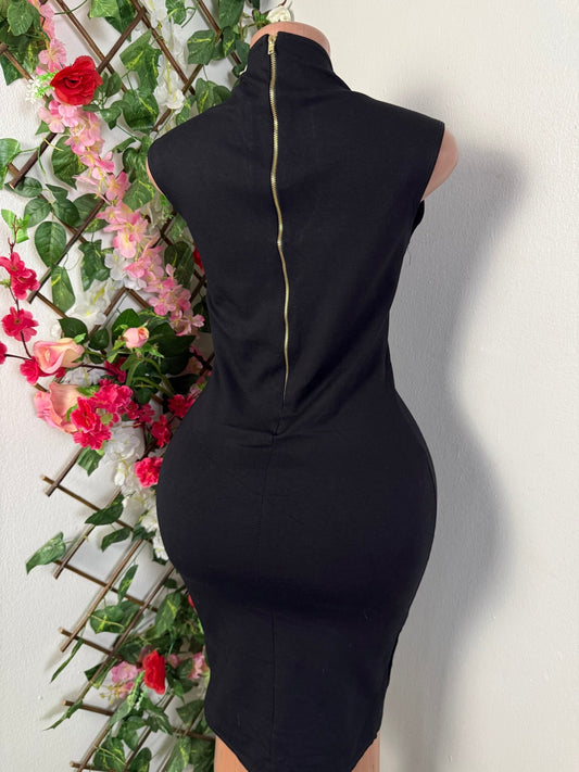 Robe moulante sans manche a colle montant - Perluna Store - kinshasa