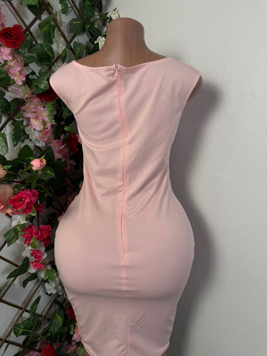 Robe moulante sans manche  - Perluna Store - kinshasa