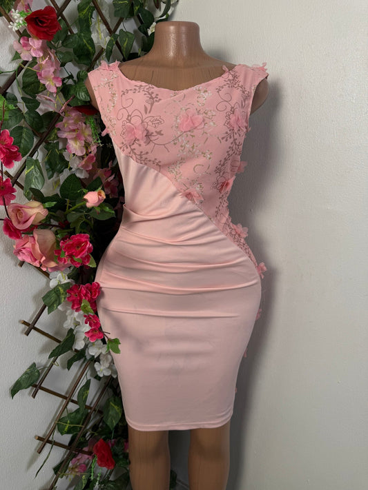 Robe moulante sans manche  - Perluna Store - kinshasa