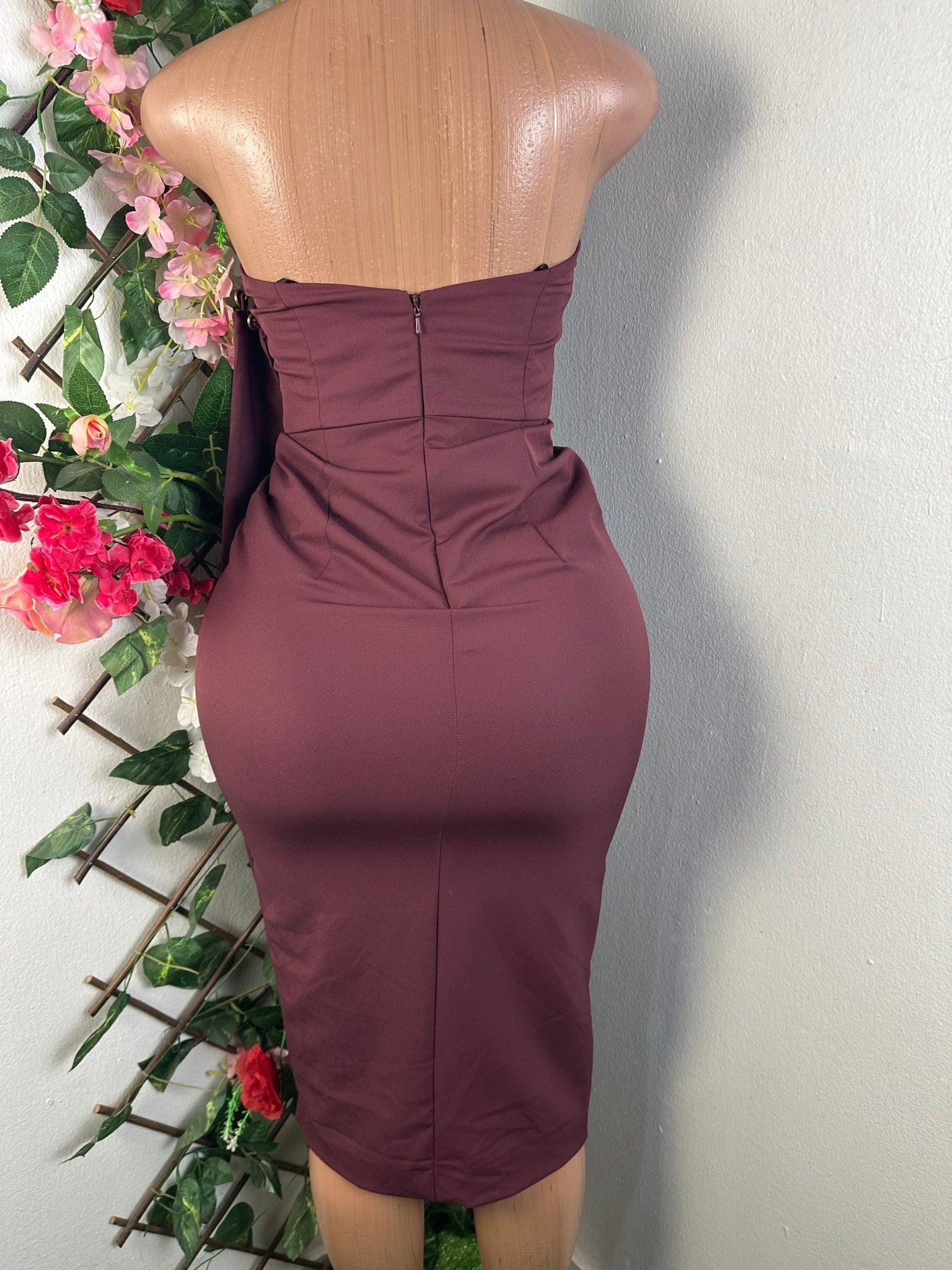 Robe moulante sans manches bustier avec fente - Perluna Store - kinshasa