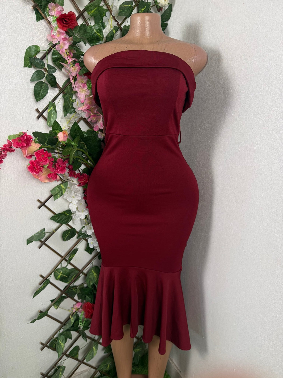 Robe moulante sans manches bustier - Perluna Store - kinshasa