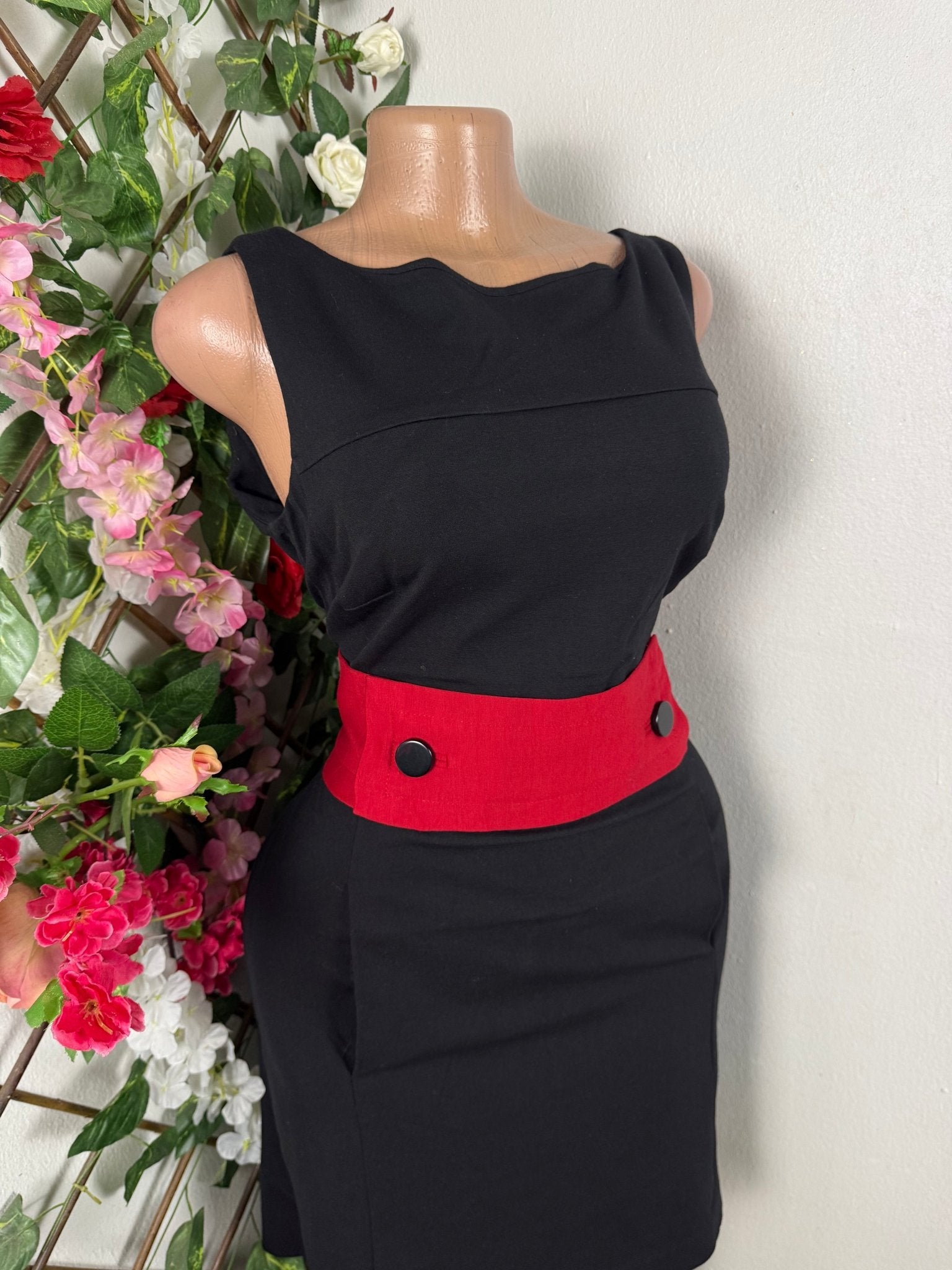 Robe moulante sans manches ceintrée-M - Perluna Store