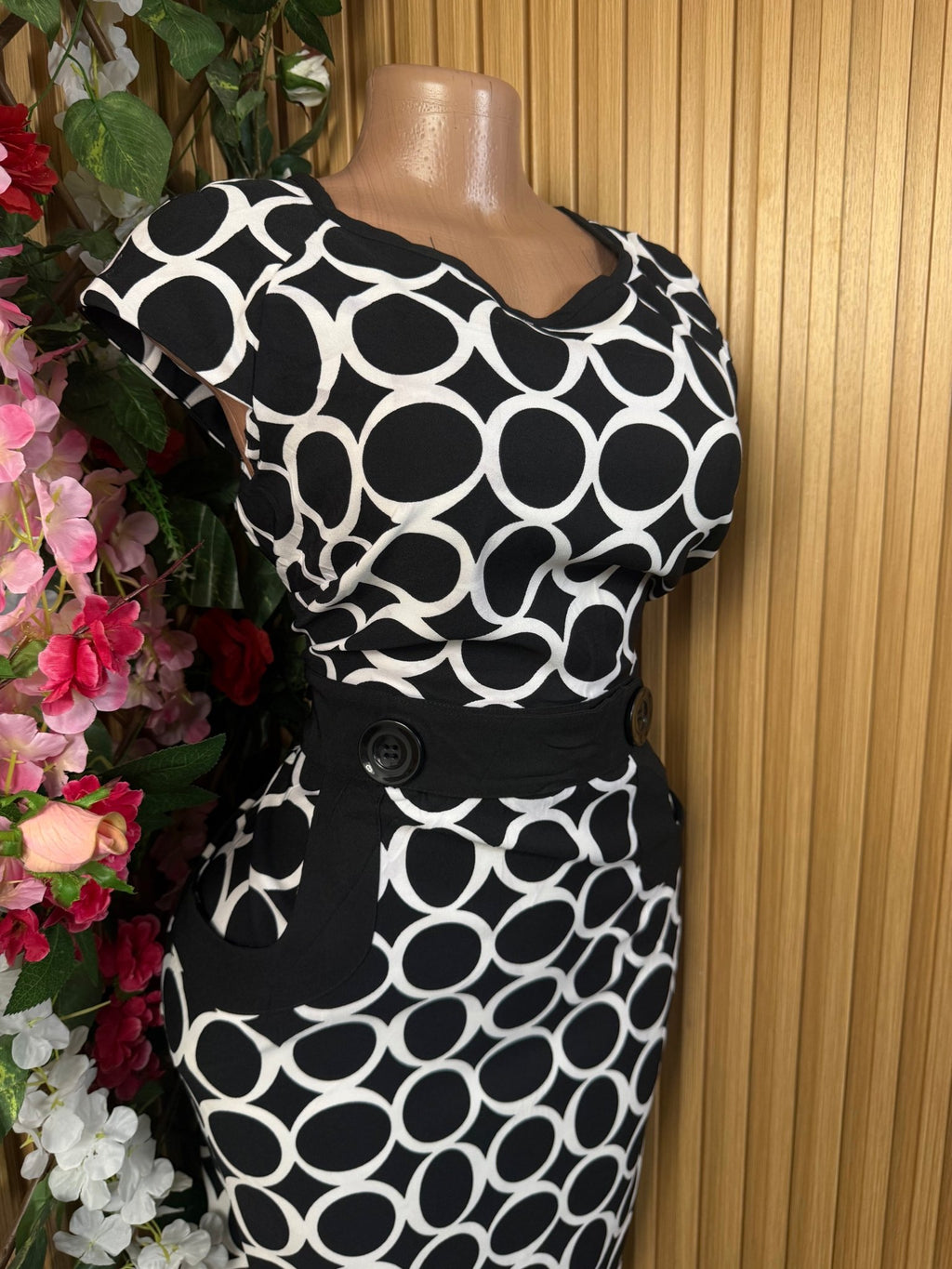 Robe moulante sans manches ceintrée - Perluna Store