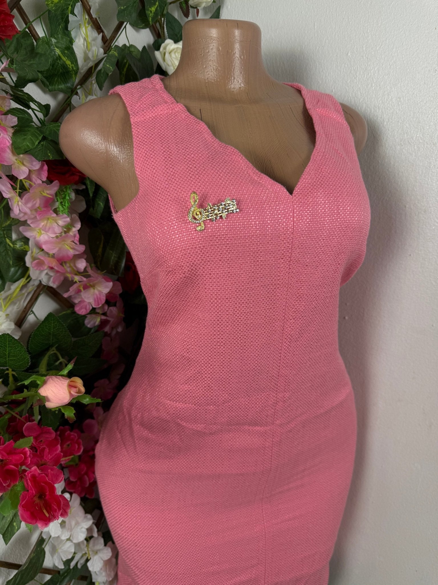 Robe moulante sans manches col V - Perluna Store