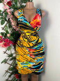 Robe moulante sans manches col V - Perluna Store - kinshasa