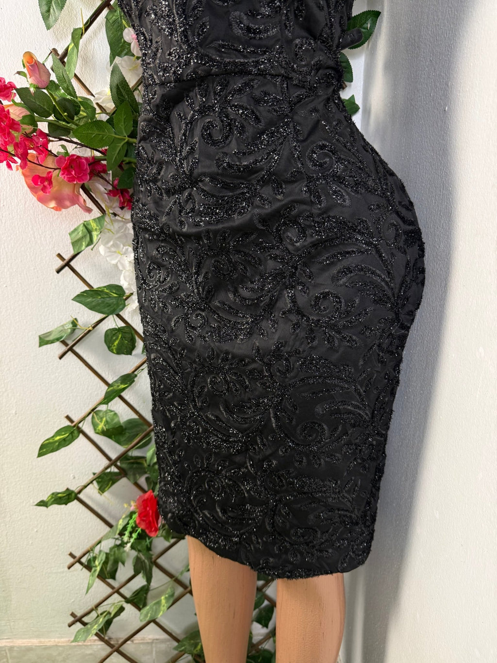 Robe moulante sans manches décollectée - Perluna Store