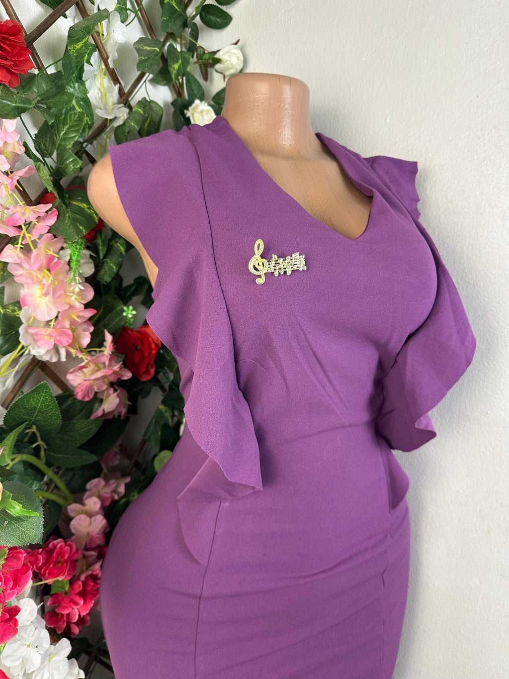 Robe moulante sans manches décollectée - Perluna Store - kinshasa