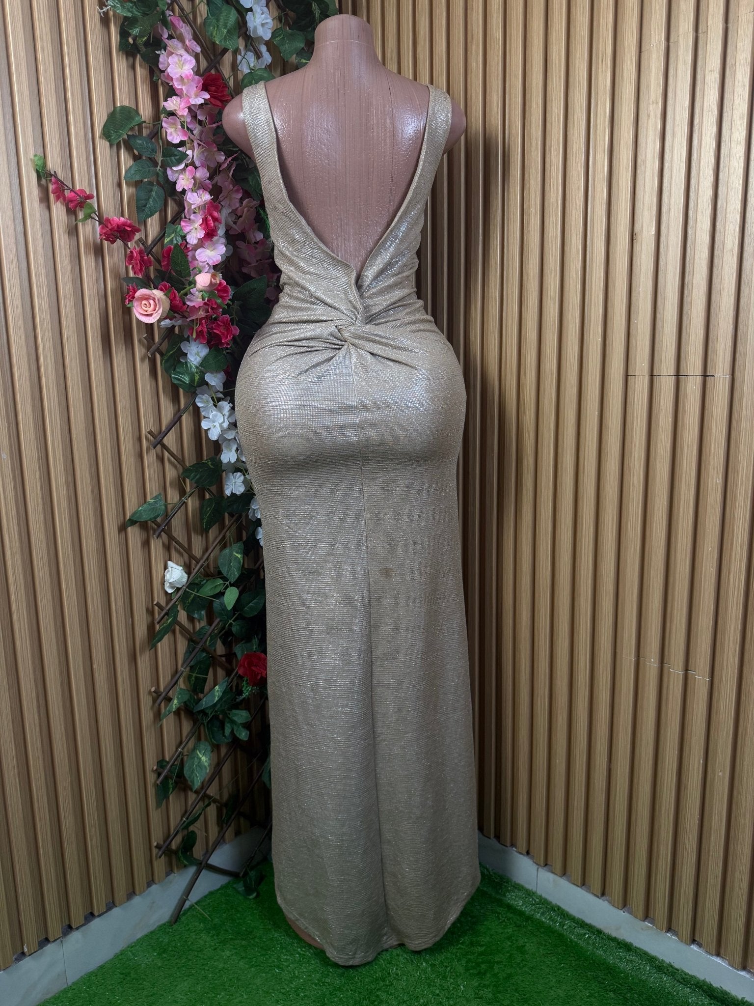 Robe moulante sans manches dos-nu - Perluna Store