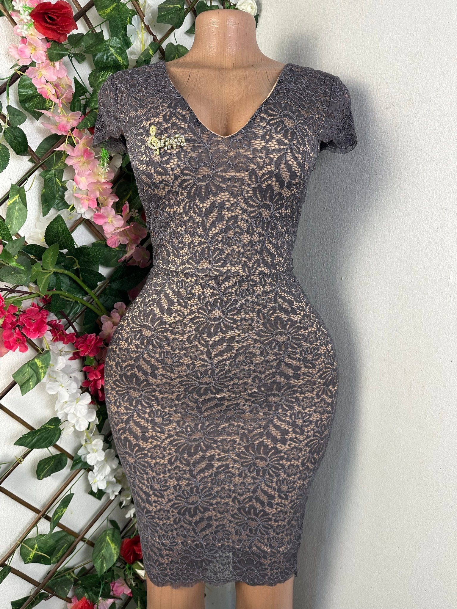 Robe moulante sans manches dos - nu - Perluna Store - kinshasa