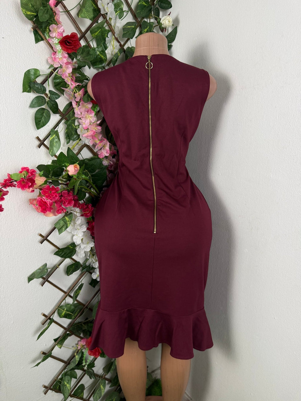Robe moulante sans manches drapée - Perluna Store
