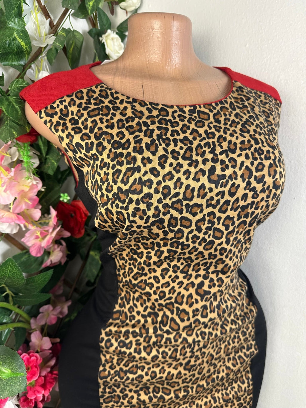 Robe moulante sans manches imprimée animal - Perluna Store - kinshasa