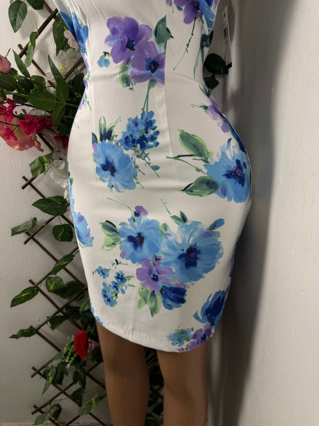 Robe moulante sans manches imprimée fleurie - Perluna Store