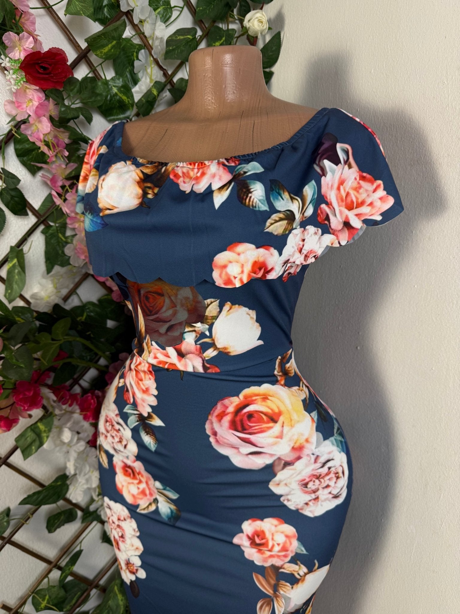 Robe moulante sans manches imprimée fleurie - Perluna Store