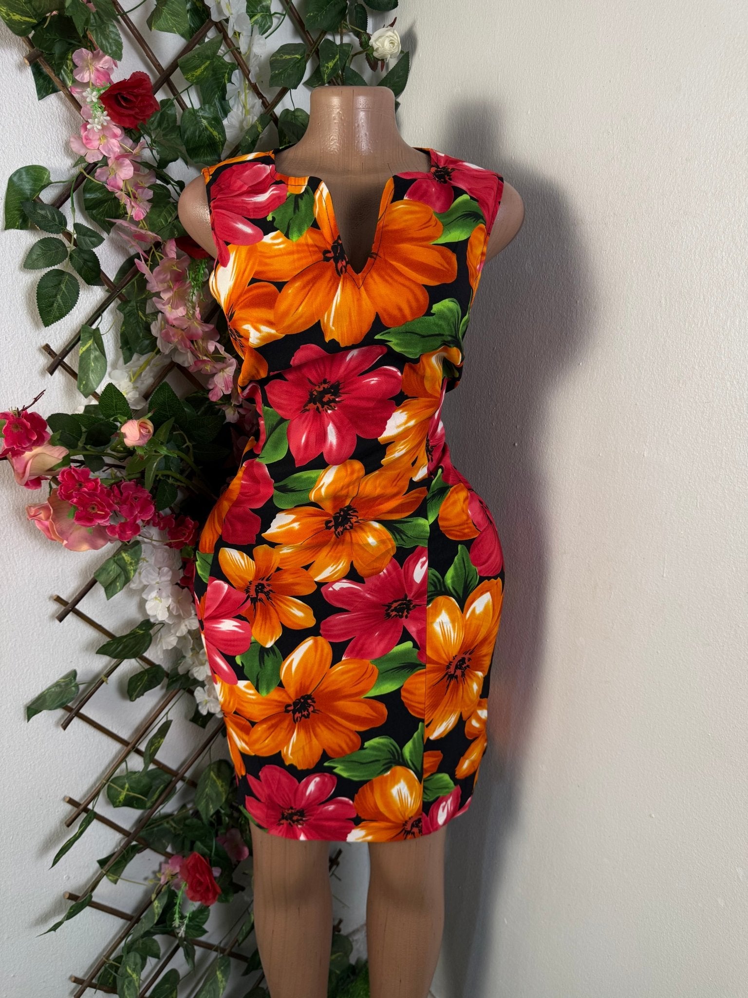 Robe moulante sans manches imprimée fleurie - Perluna Store