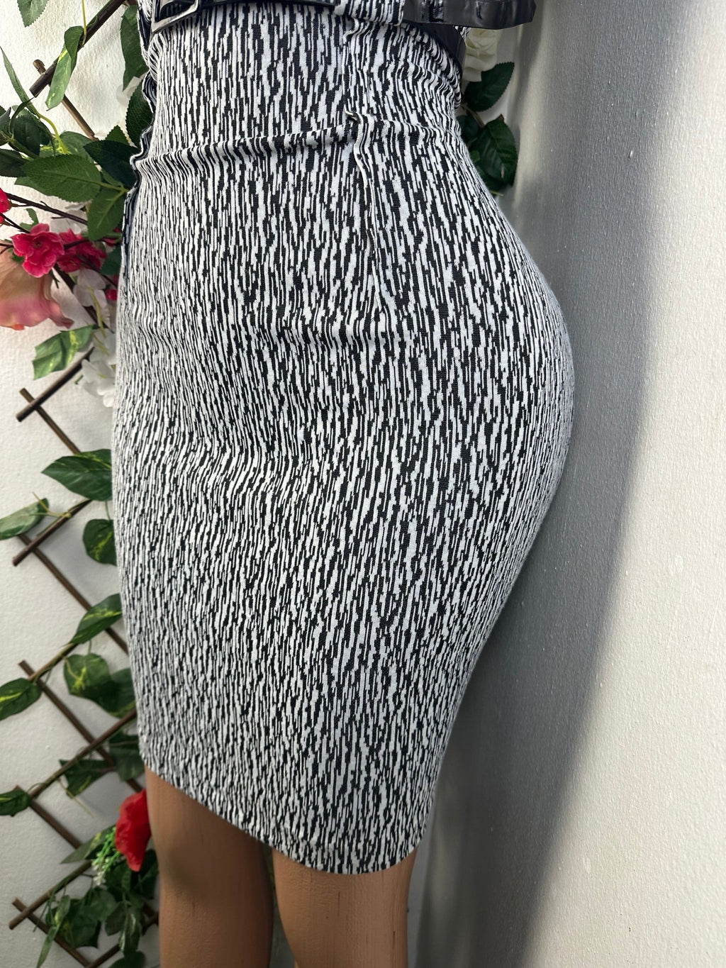 Robe moulante sans manches - Perluna Store - kinshasa