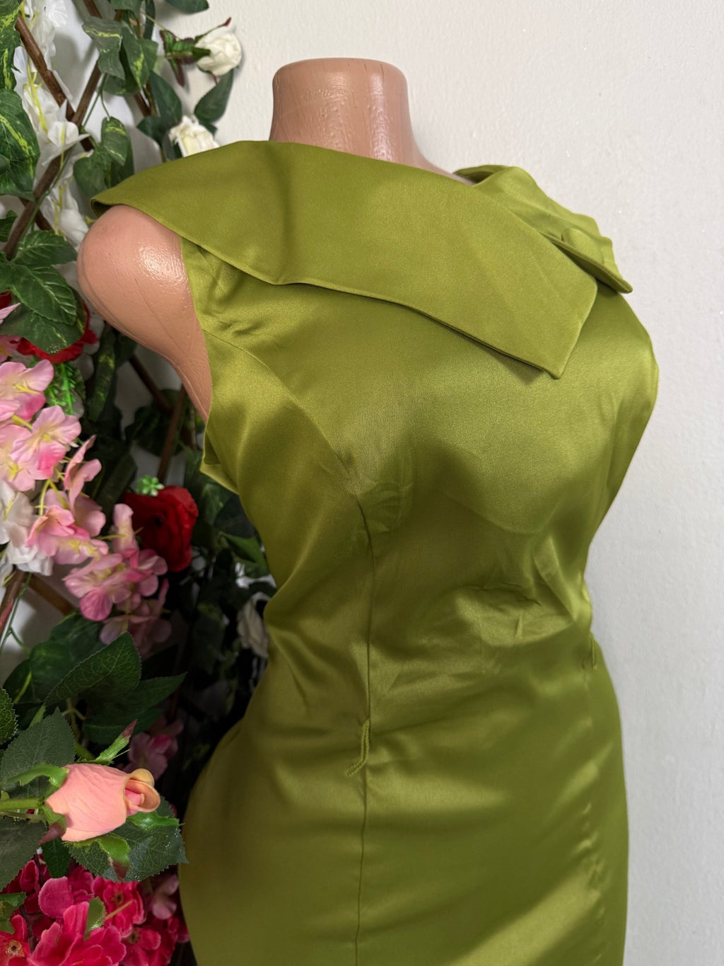 Robe moulante sans manches - Perluna Store