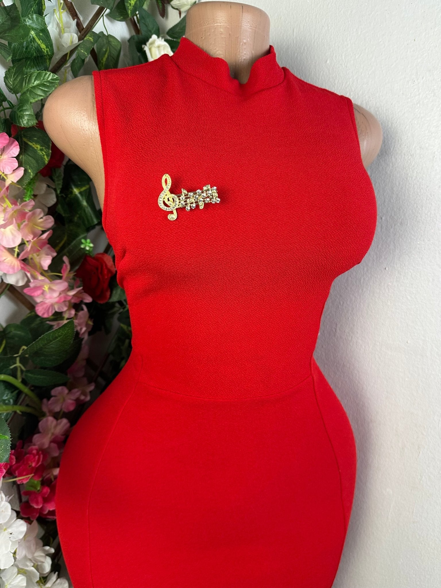 Robe moulante sans manches - Perluna Store - kinshasa