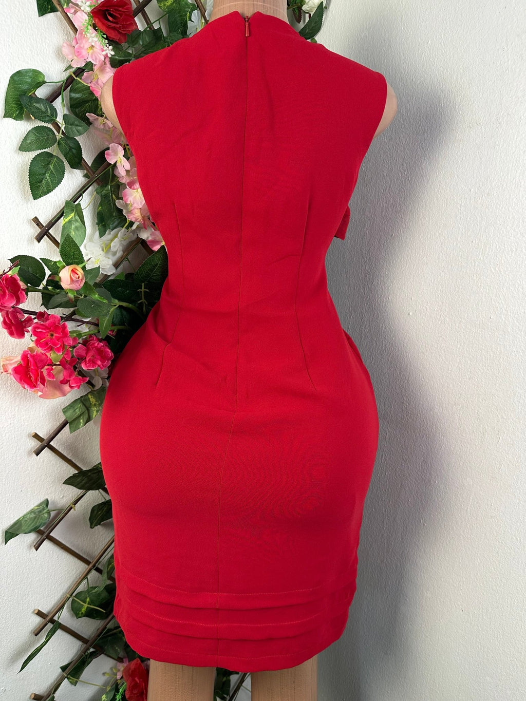 Robe moulante sans manches - Perluna Store - kinshasa