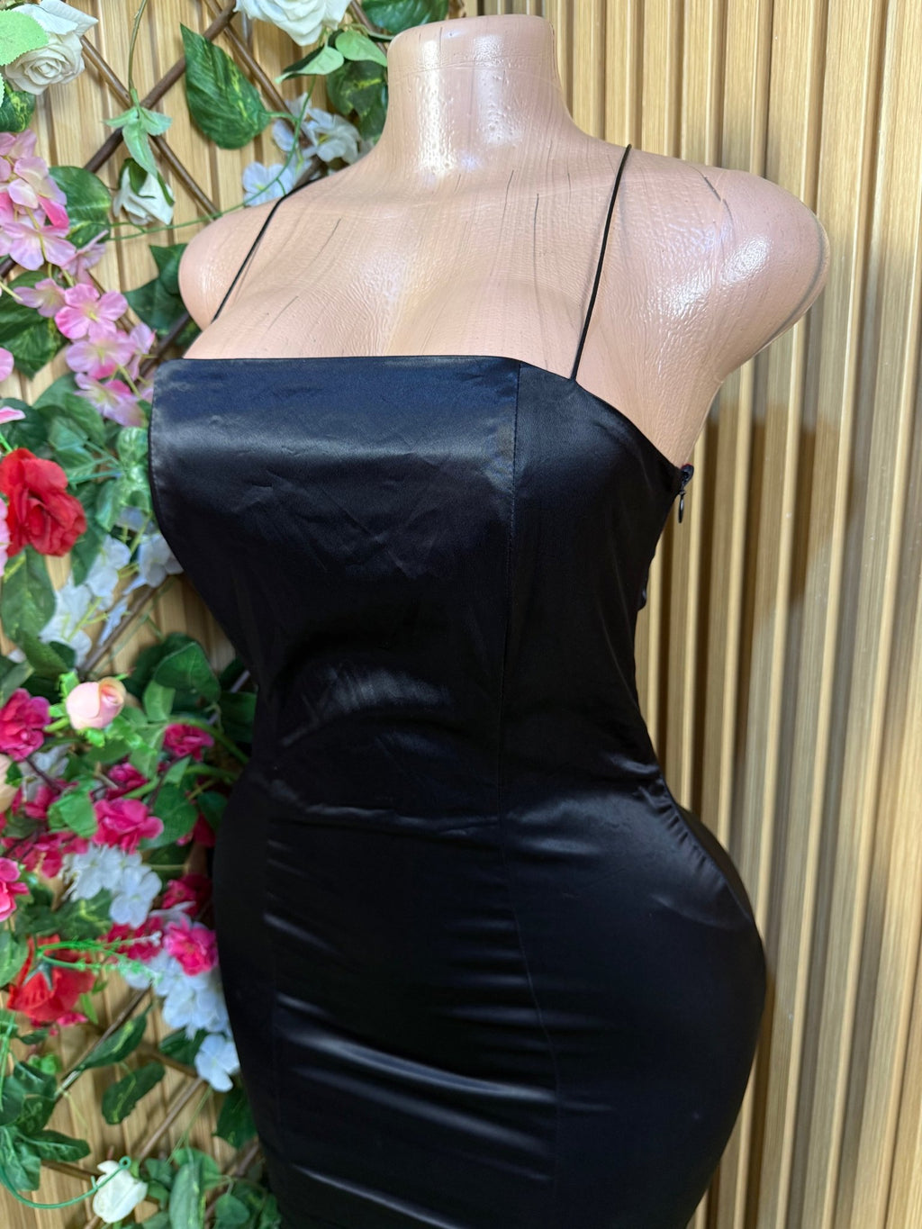 Robe moulante singlet longue à fines brtelles - Perluna Store