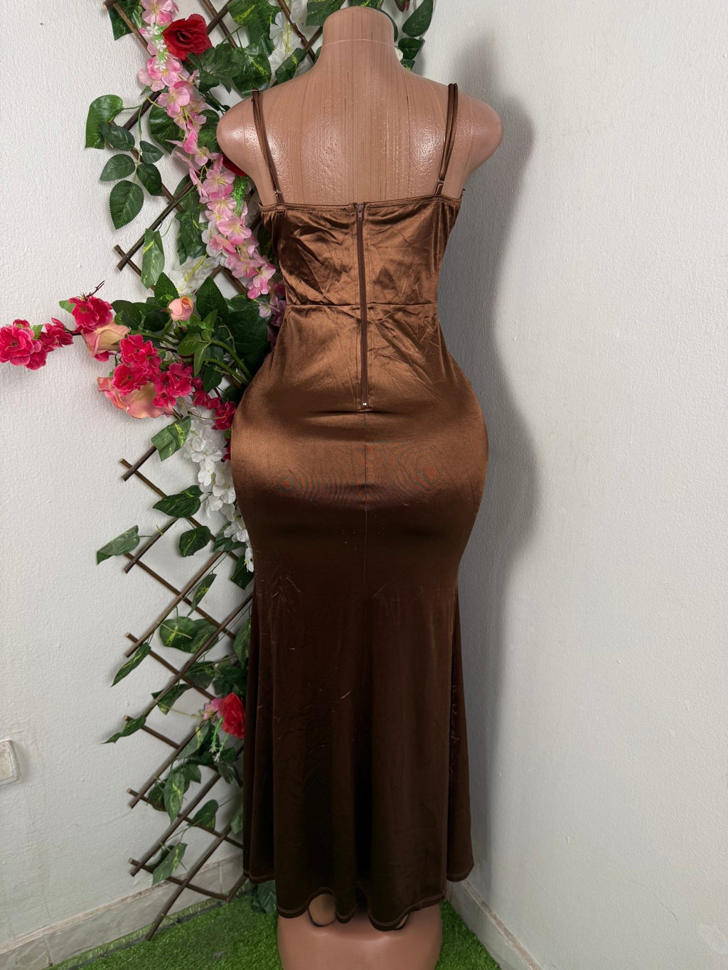 Robe moulante slim à fine bretelles dos-nu - Perluna Store