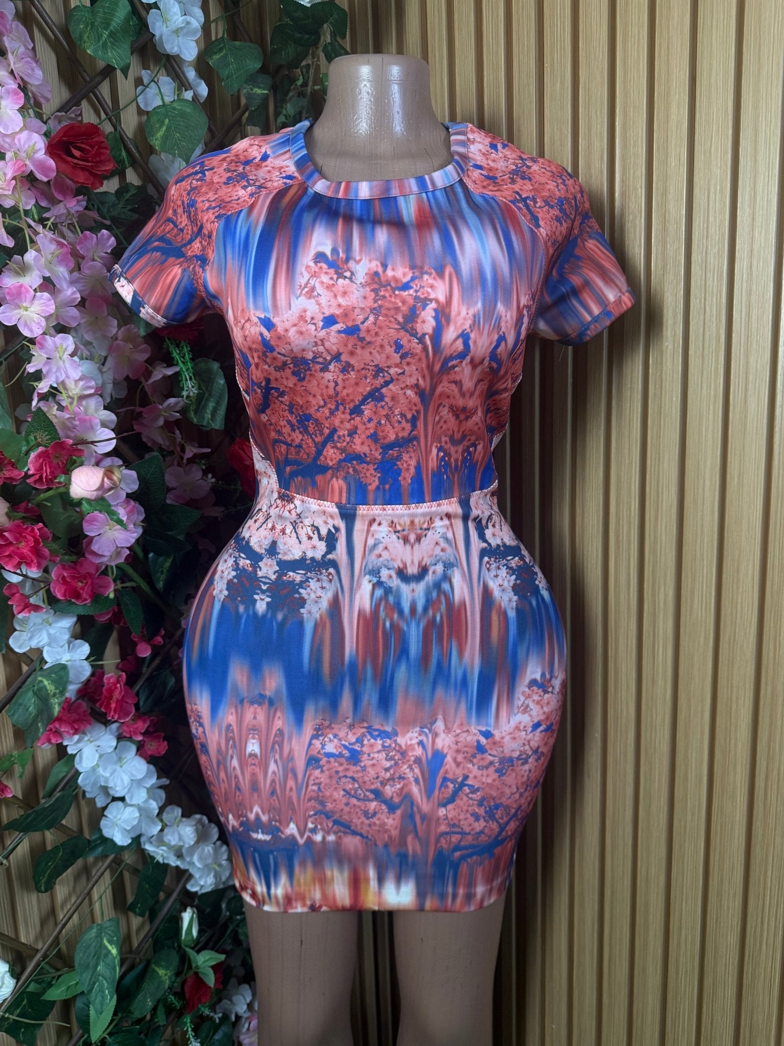 Robe moulante slim manches courtes imprimée fleurie - Perluna Store
