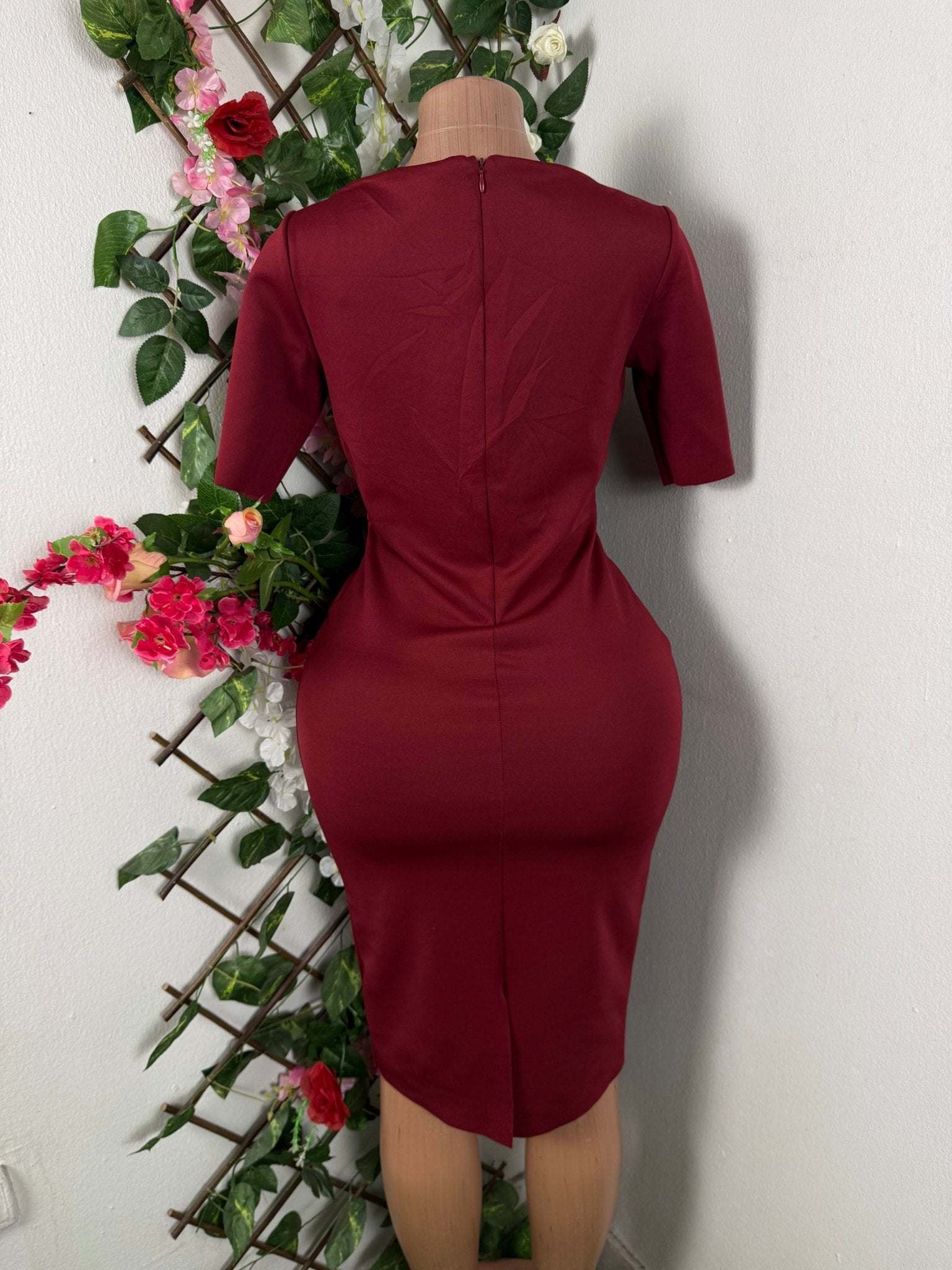 Robe moulante slim manches courtes - Perluna Store