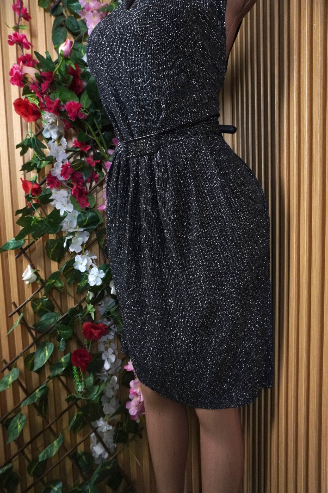 Robe moulante slim sans manches ceintrée - Perluna Store