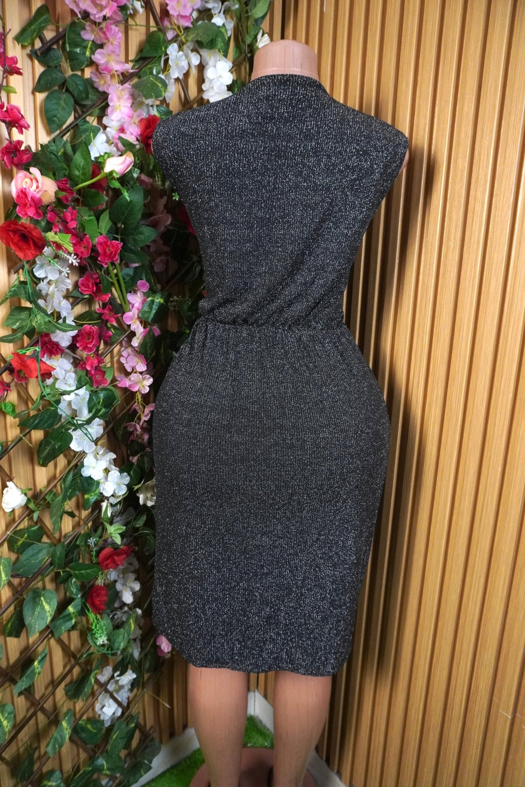 Robe moulante slim sans manches ceintrée - Perluna Store