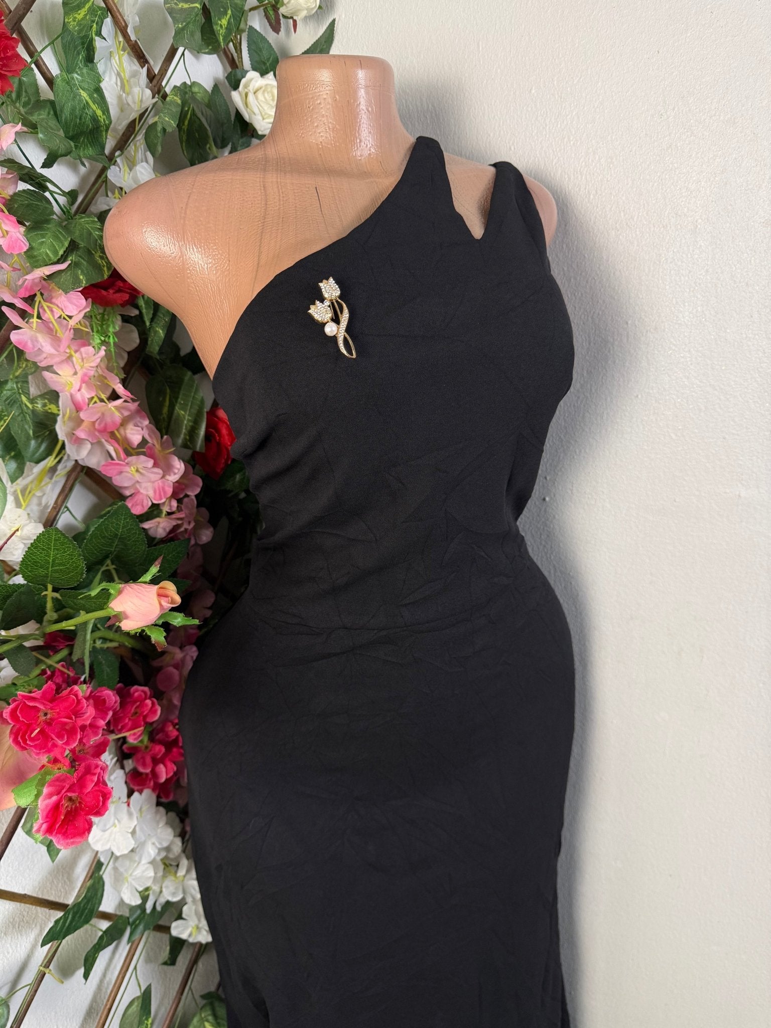 Robe moulante slim sans manches dénudée - Perluna Store