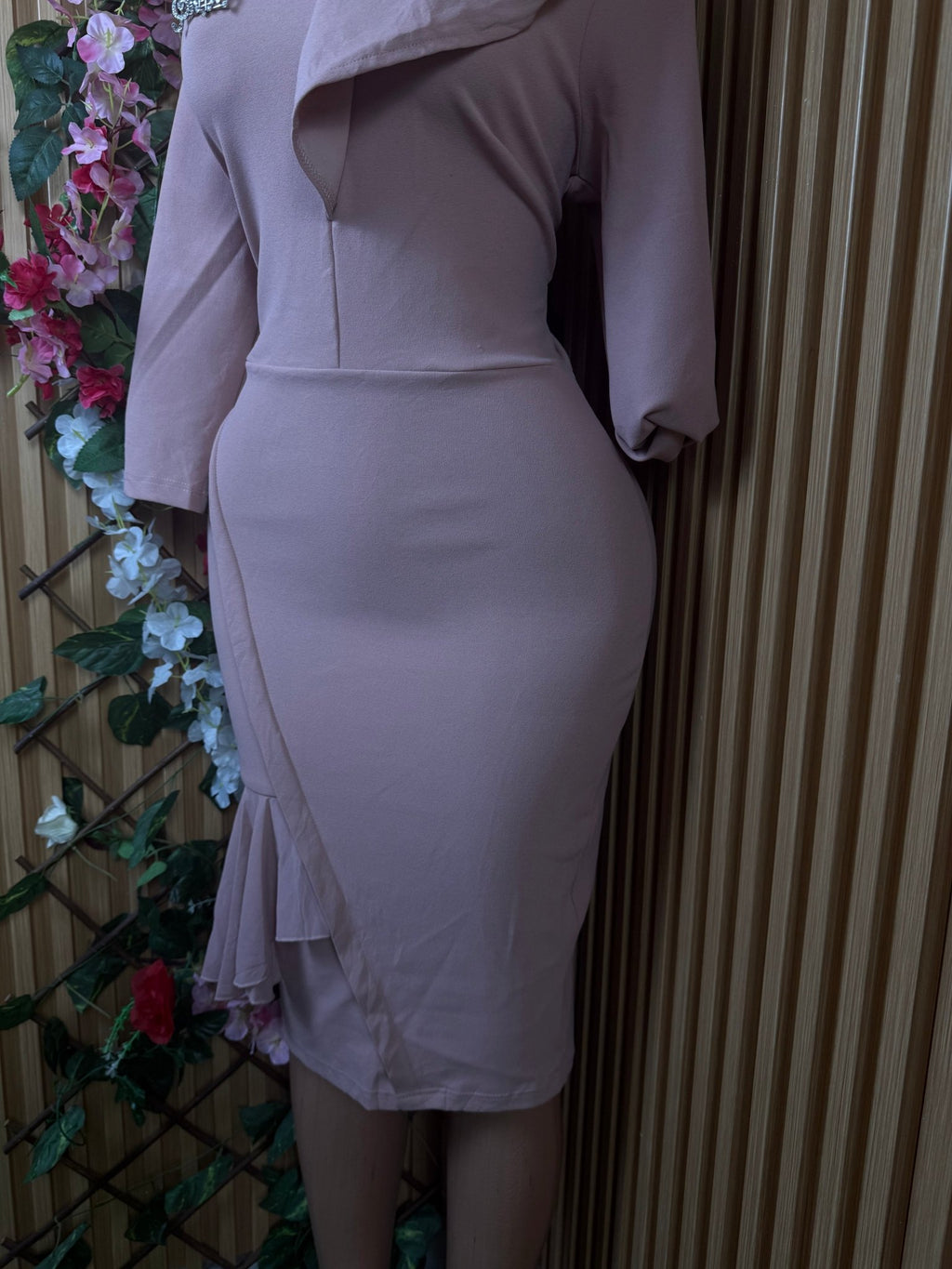 Robe moulante stylée manches longues - Perluna Store