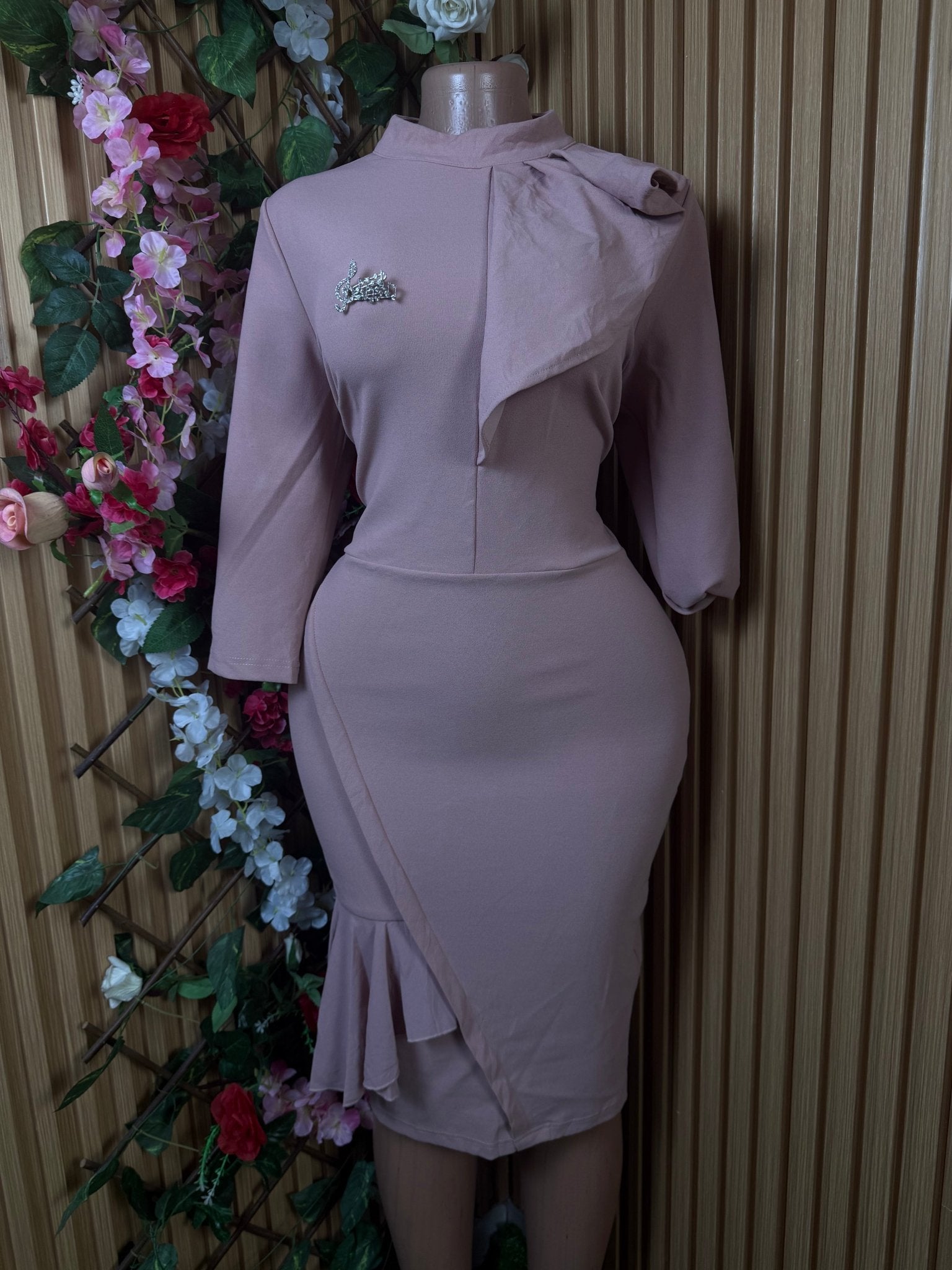 Robe moulante stylée manches longues - Perluna Store
