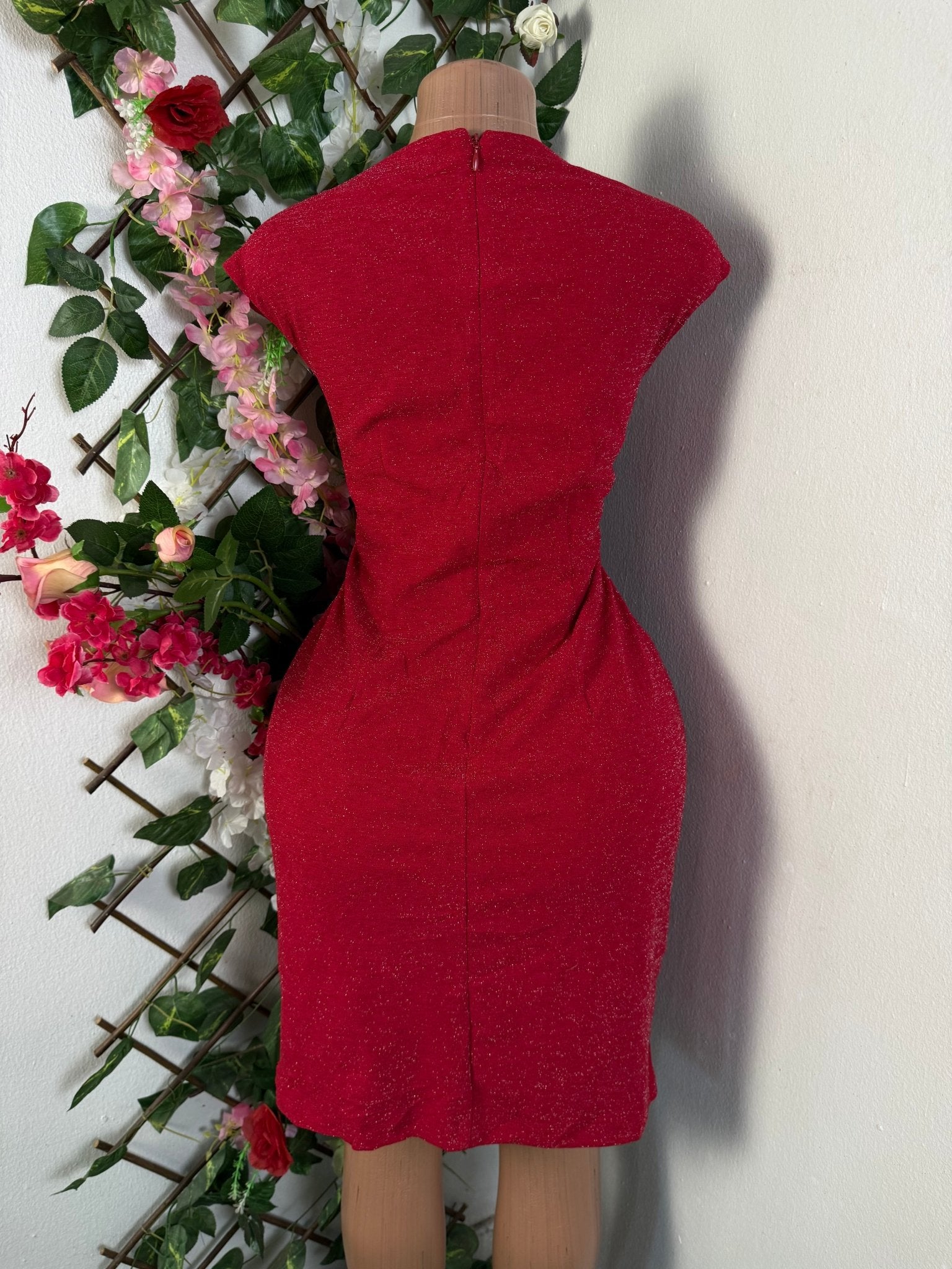 Robe moulante stylée sans manches - Perluna Store