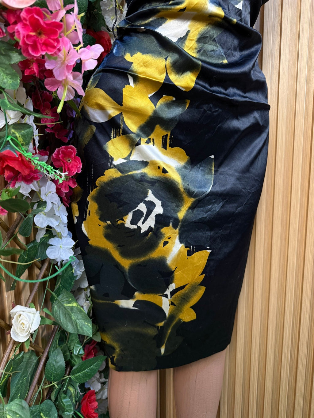 Robe moulantr sans manches décolletée - Perluna Store