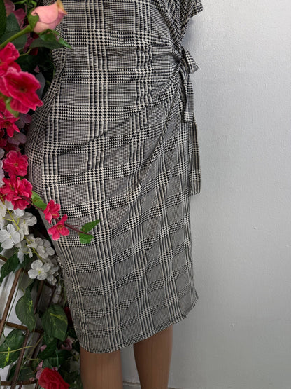 Robe portefeuille manche courte - Perluna Store - kinshasa