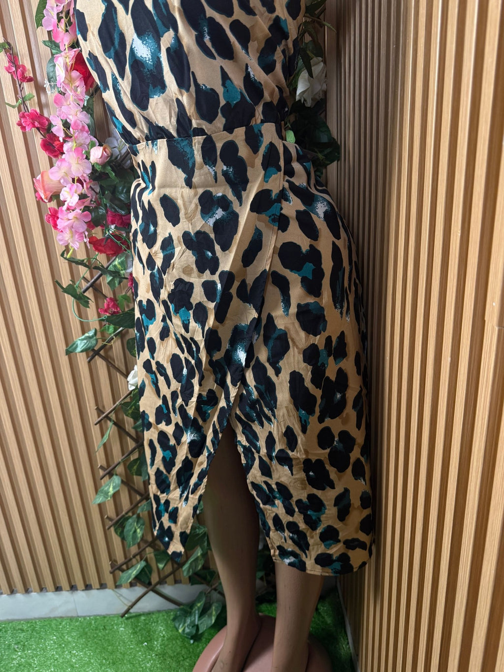 Robe singlet mi-longue slim à fines bretelles - Perluna Store