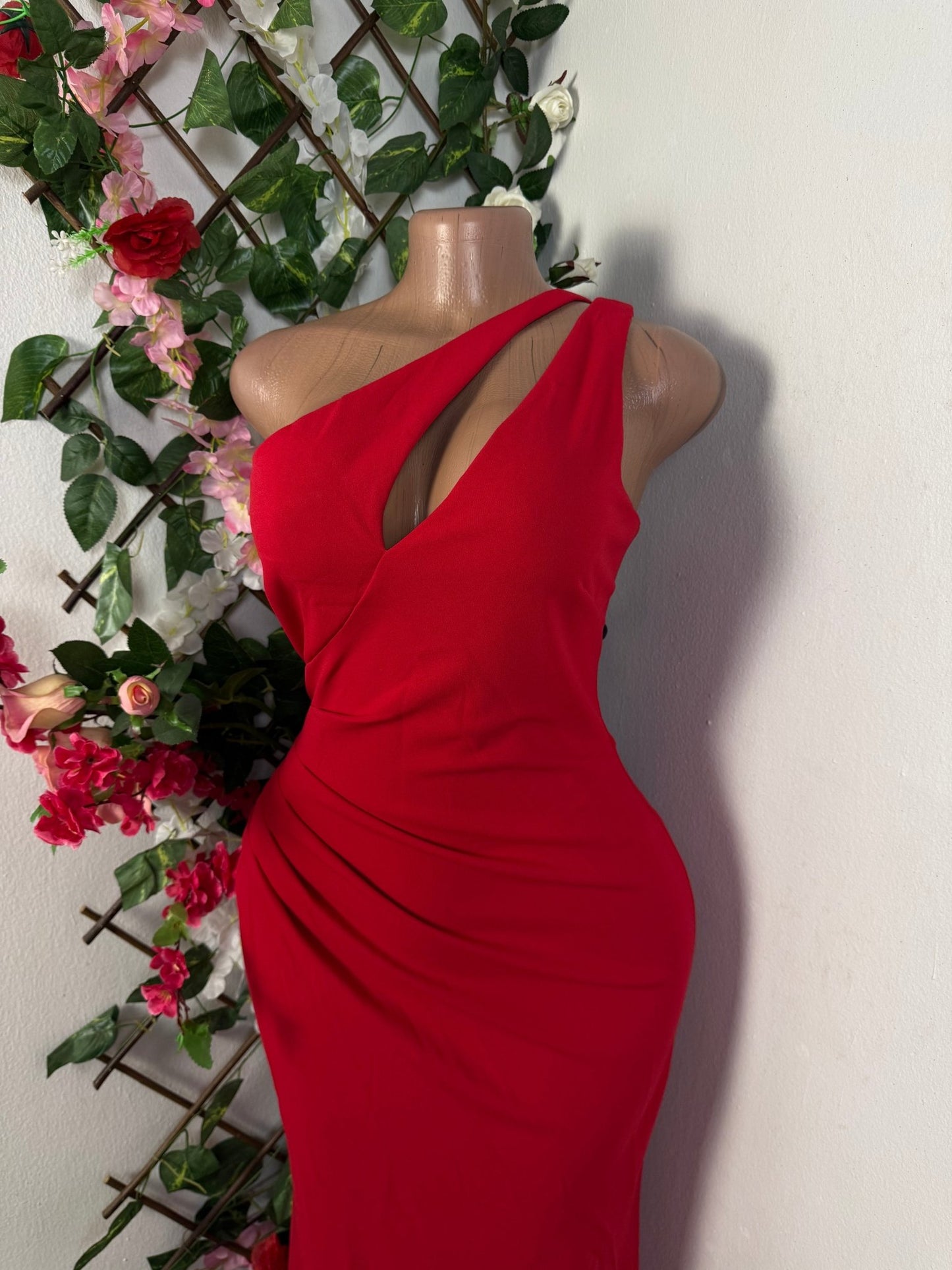 Robe soirée double bretelle une épaule  - Perluna Store - kinshasa
