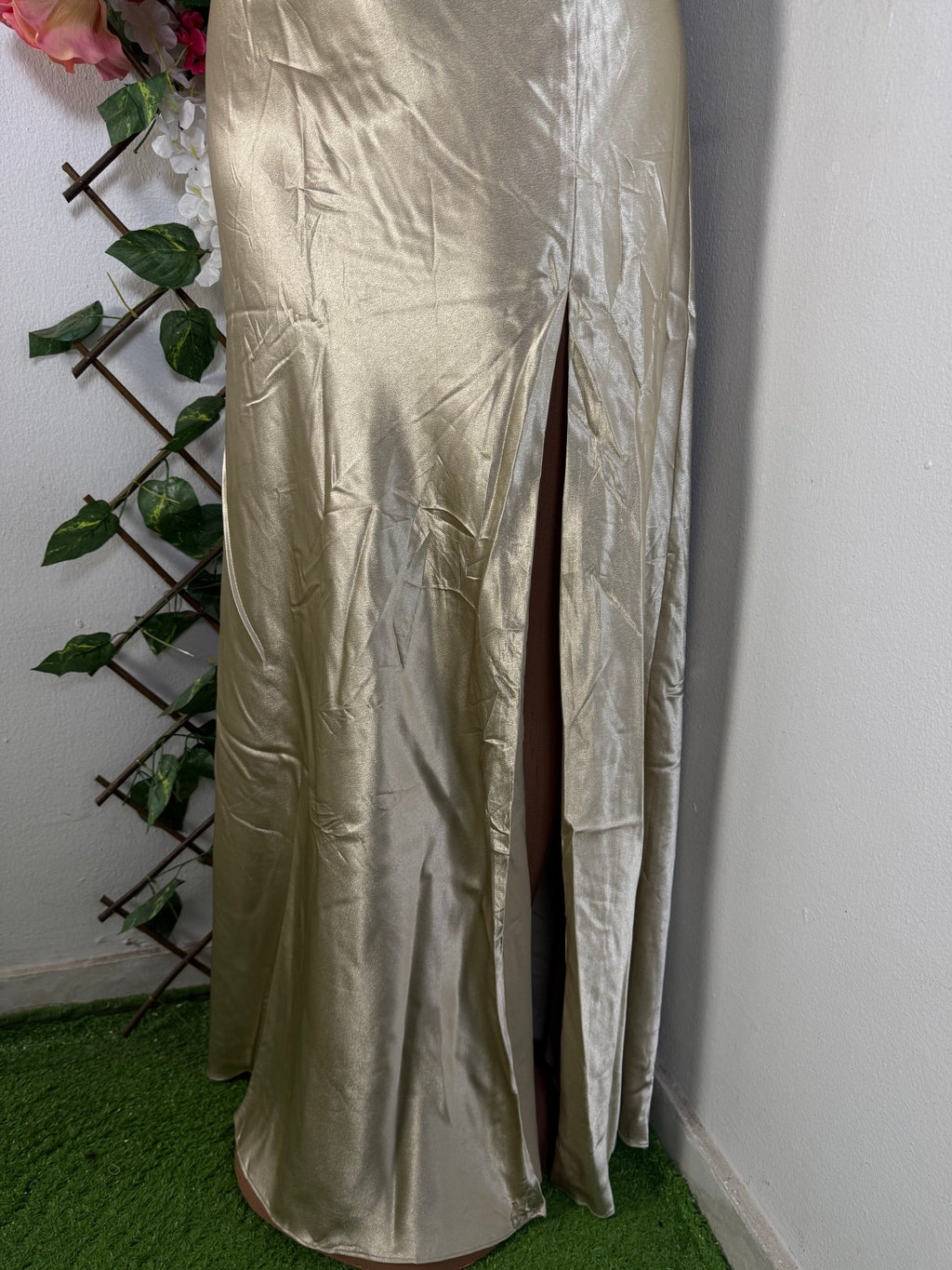 Robe soirée évasée longue manches longue - Perluna Store - kinshasa